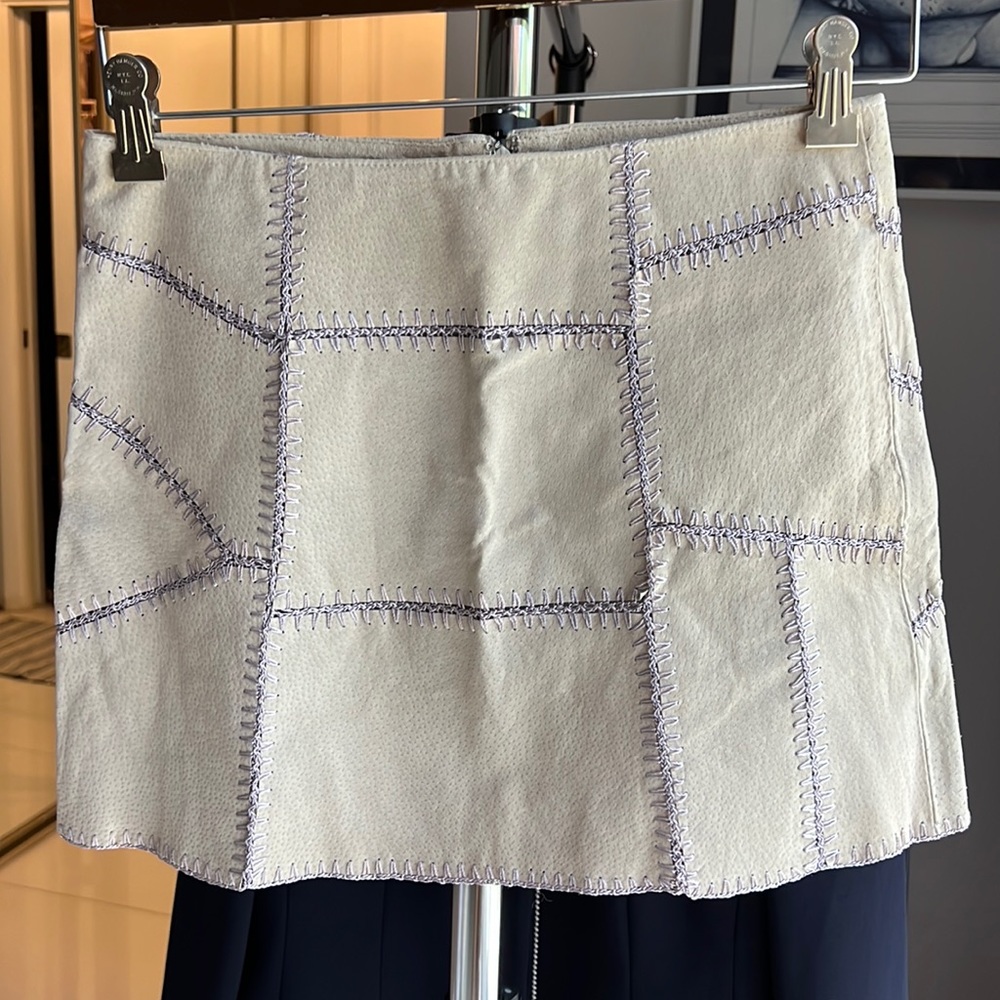 NWOT Passport Tan Suede Mini Skirt. Embroidered. Size 3